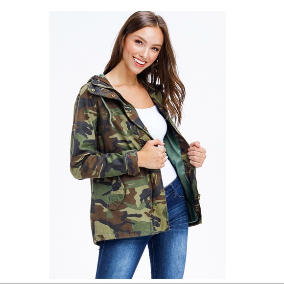 Camouflage Drawstring Jacket - Picture 3 of 4
